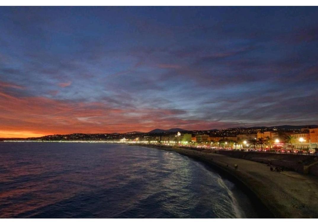 Pretty Flat, 100m Promenade In City Center Nizza