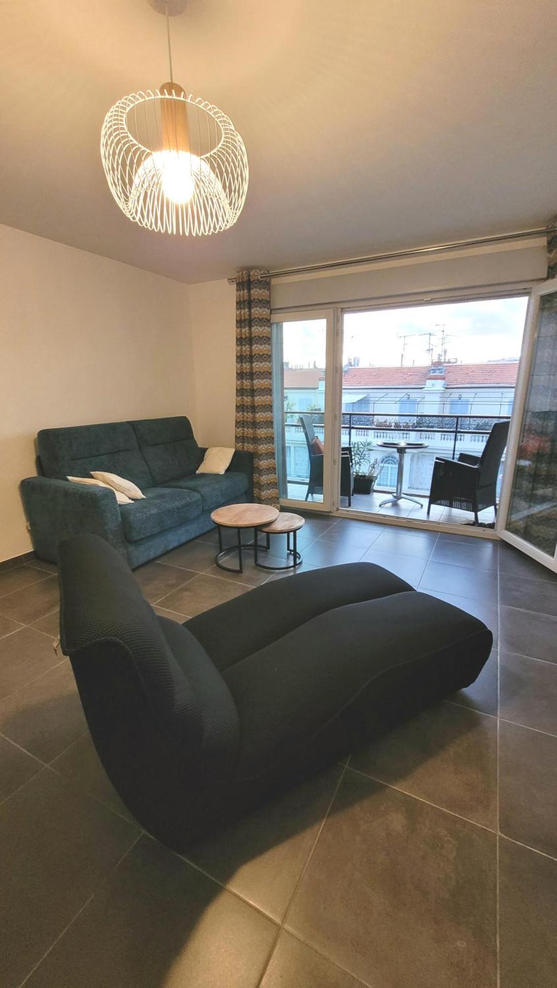 Apartment Pretty Flat, 100m Promenade In City Center *